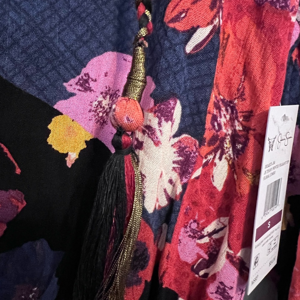 Jessica Simpson Tifany Embellished Floral Multicolor Blouse. Small - Picture 8 of 10